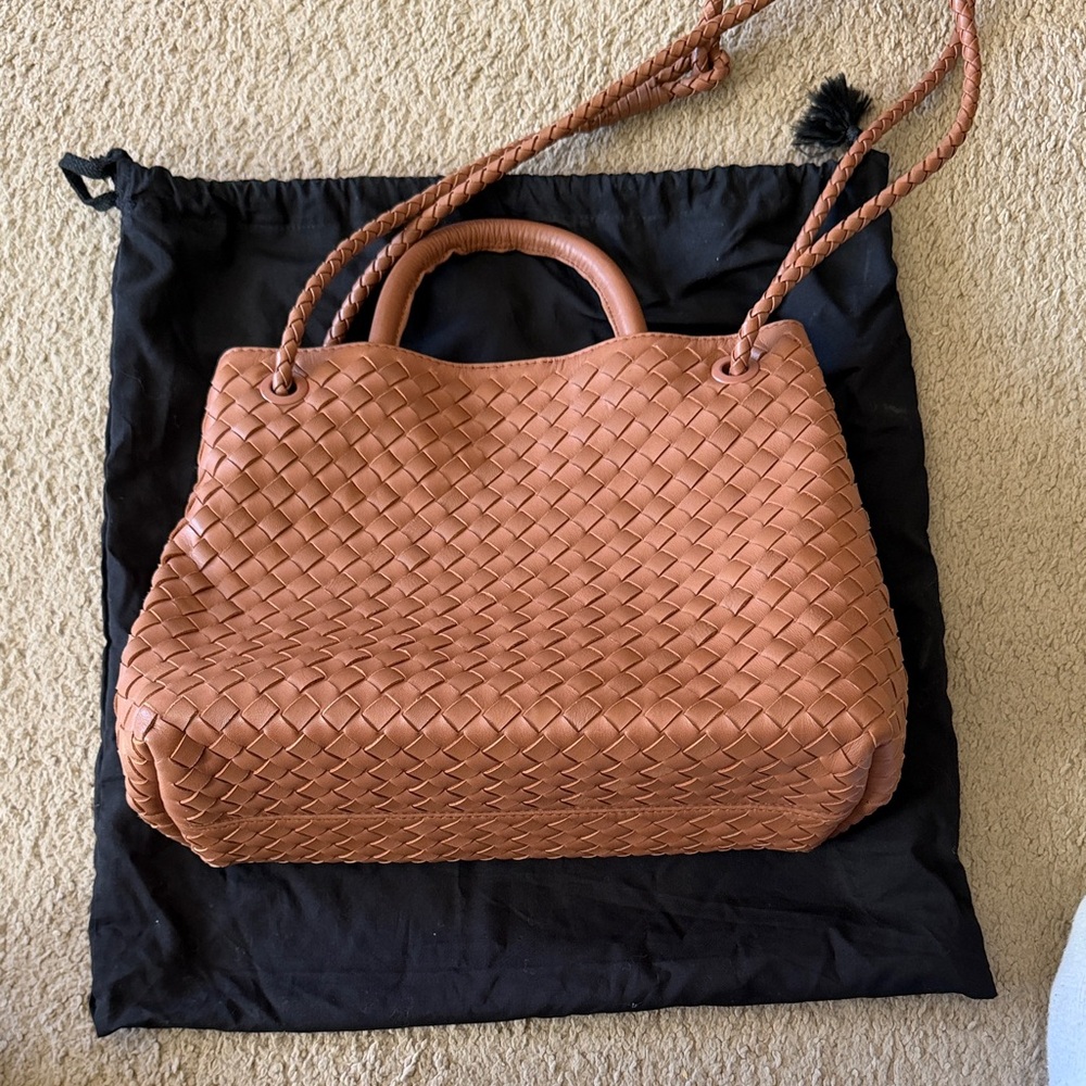 Elegant Tan Woven Leather Tote Bag